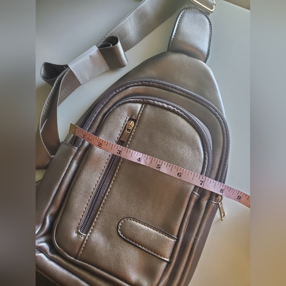 Metallic Sling Bag - Picture 6 of 6